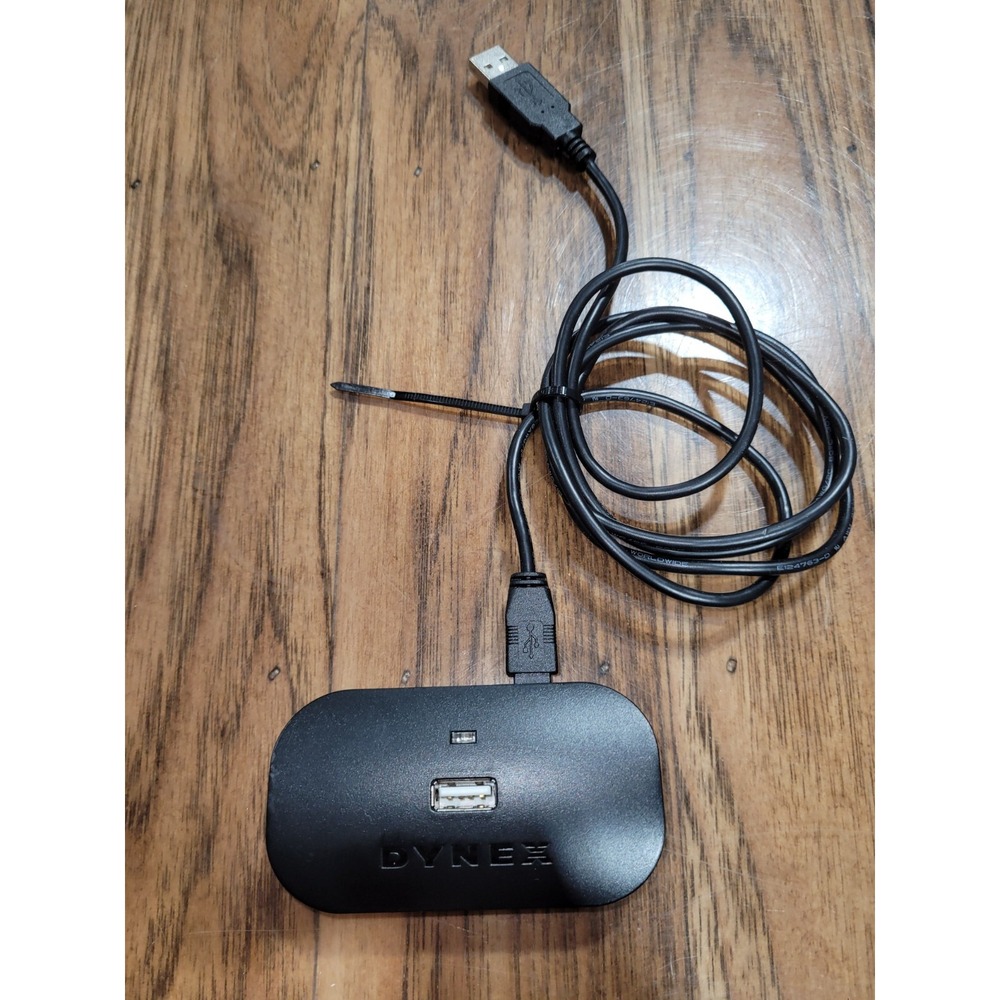 Dynex Hubb USB Charger Port
